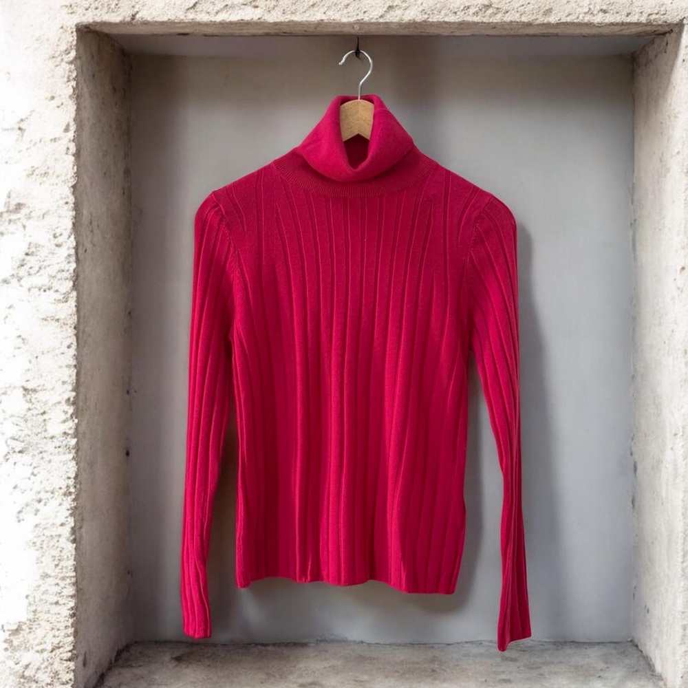 NWT Banana Republic Women’s Fuchsia Ribbed Lightweight Turtleneck! Medium! NEW!